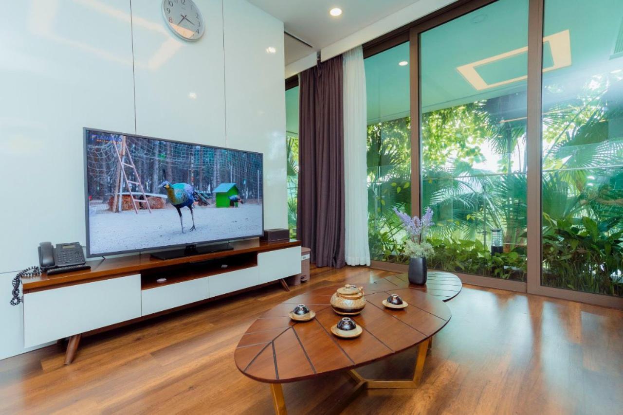 1Br - 1 Sofa Bed Luxurious 5-Stars Resort Phuc Yen Экстерьер фото
